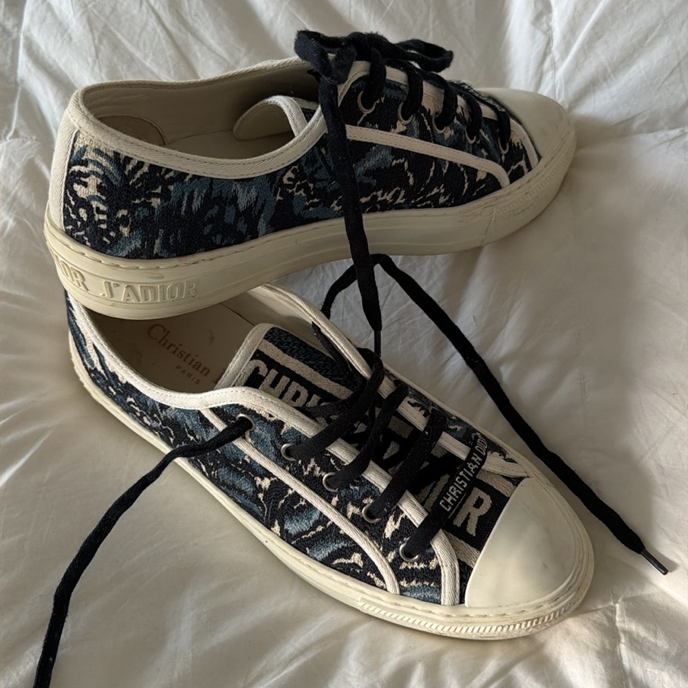 Used Christian Dior sneakers size 39 👟